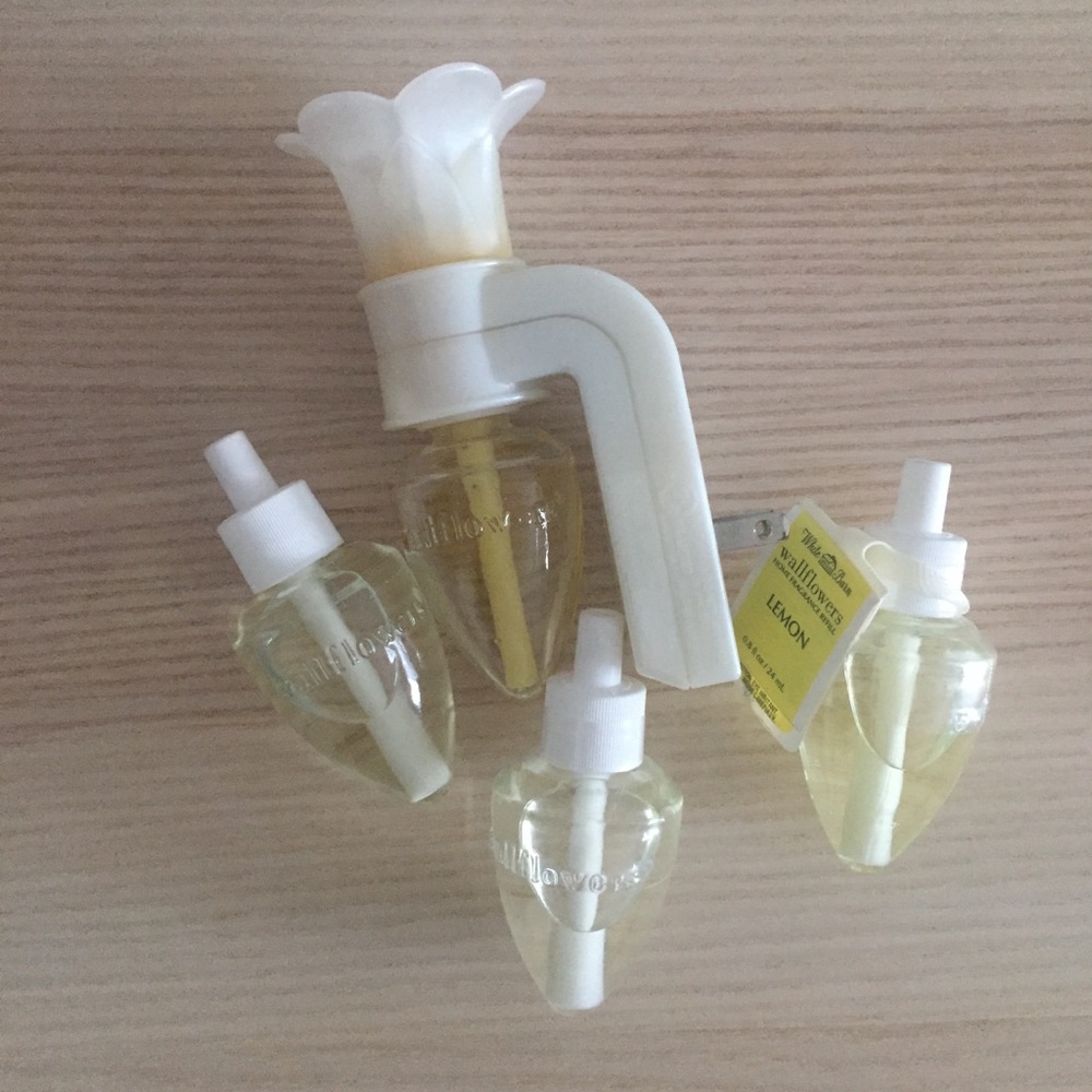 SOLD! Pearl Nightlight wallflower plug